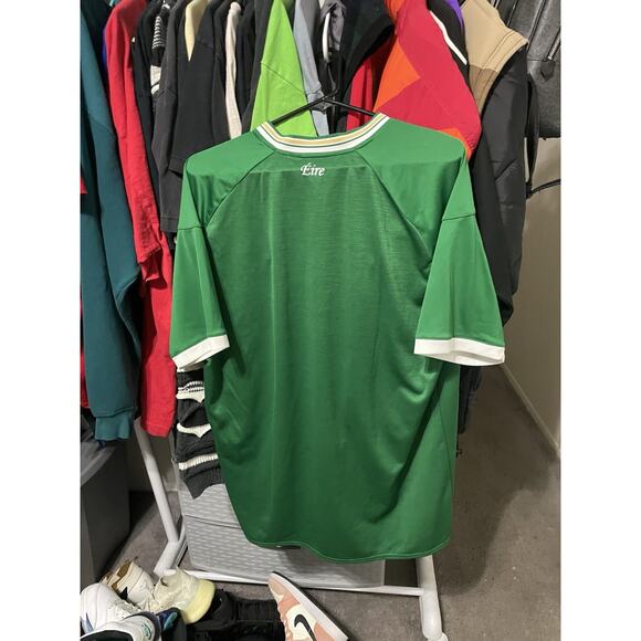 Size 2XL-IRELAND FC 2020/2021 HOME FOOTBALL JERSEY UMBRO MEN - Picture 2 of 3